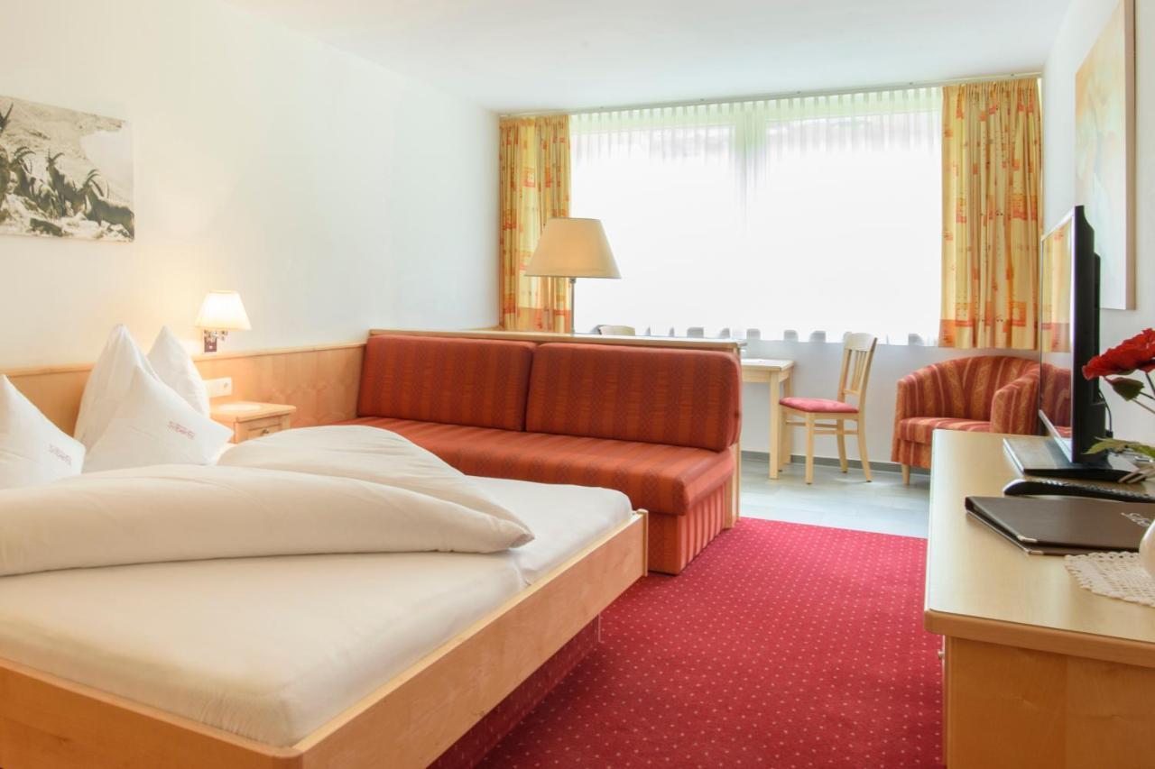Hotel Silbertal Rum bild