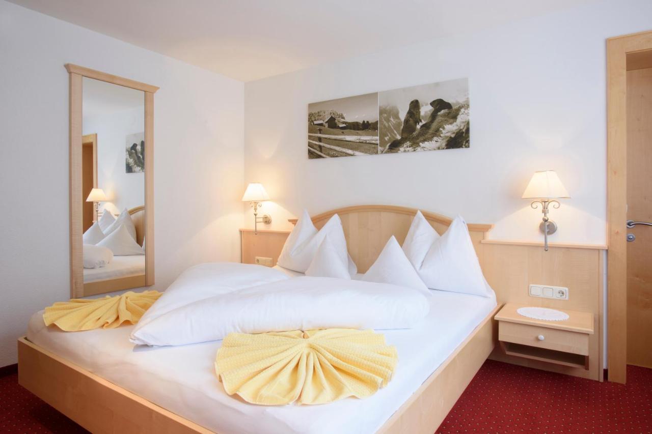 Hotel Silbertal Rum bild